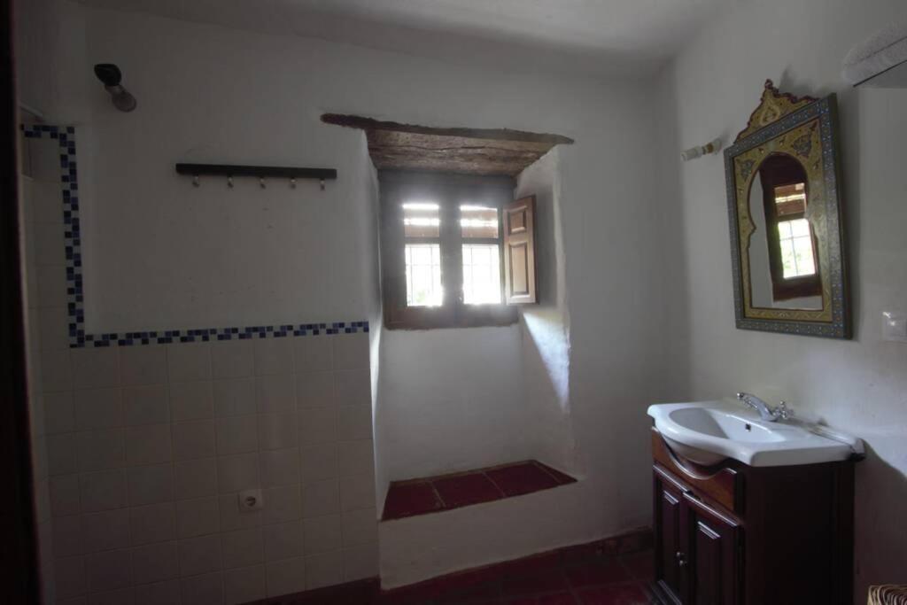 Casa En Fortaleza Medieval Castellar de la Frontera Luaran gambar
