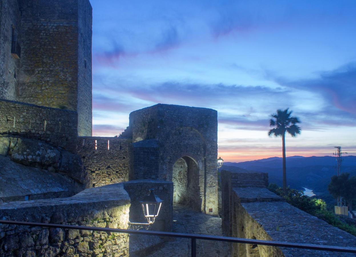 Casa En Fortaleza Medieval Castellar de la Frontera Luaran gambar